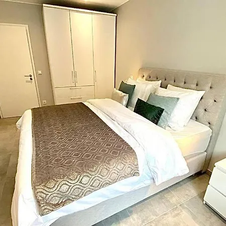Apartment Three Bedrooms In Limpertsberg Luxembourg